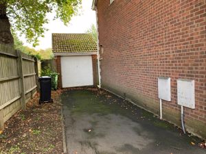 Photo 21- click for photo gallery